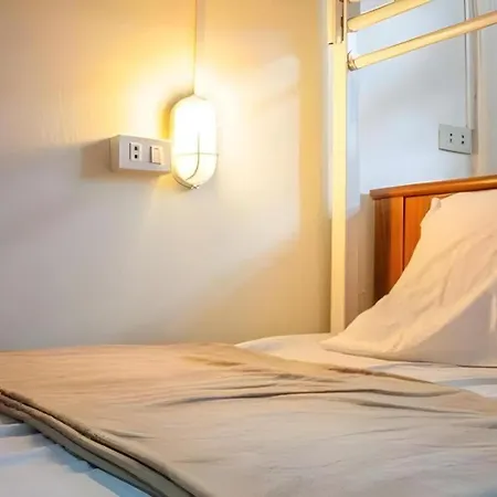 Kamin Bird Hostel