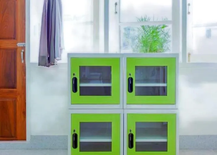 Kamin Bird بيت شباب بانكوك