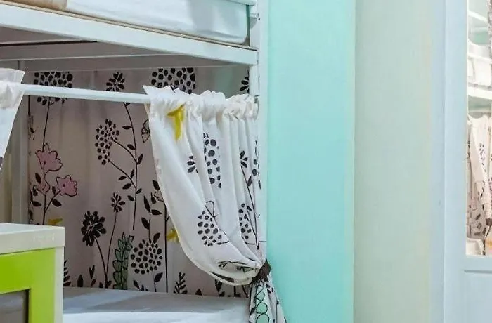 Hostal Kamin Bird *
