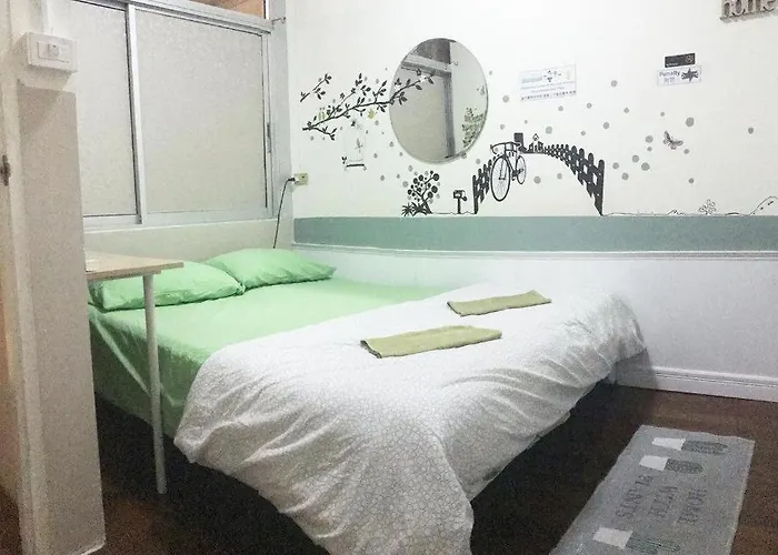 Hostal Kamin Bird Bangkok